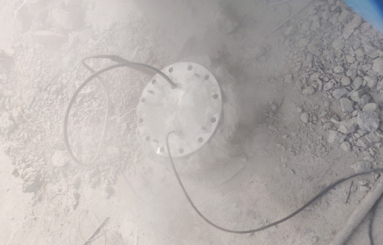 利馬克雷達(dá)物位計(jì)在水泥倉中的應(yīng)用案例